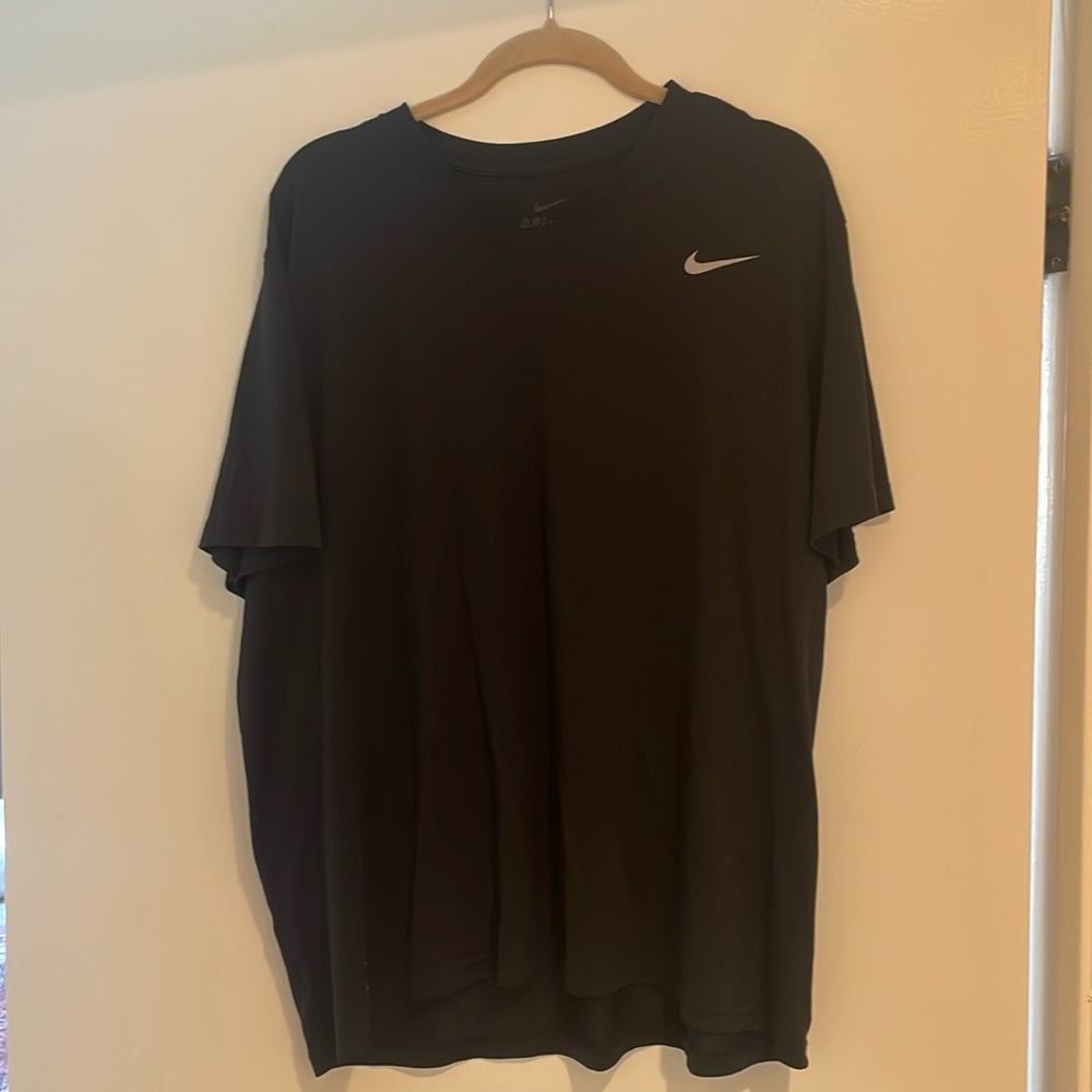 Men’s Nike Black Dri Fit Tee Size XL